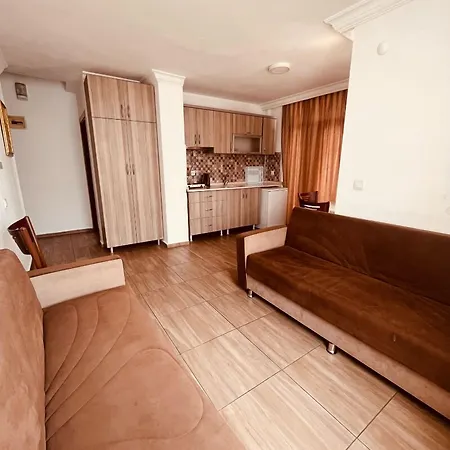 فندق Marina مرمريس