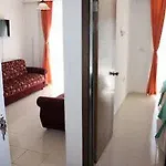 Marina فندق مرمريس