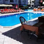 Marina مرمريس